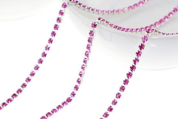 Strassketting 2.8 mm (SS10) Fel Roze - Silver Cup (per meter)