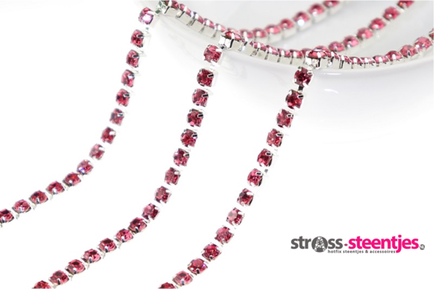 Strassketting 2.8 mm Indian Pink Silver Cup 