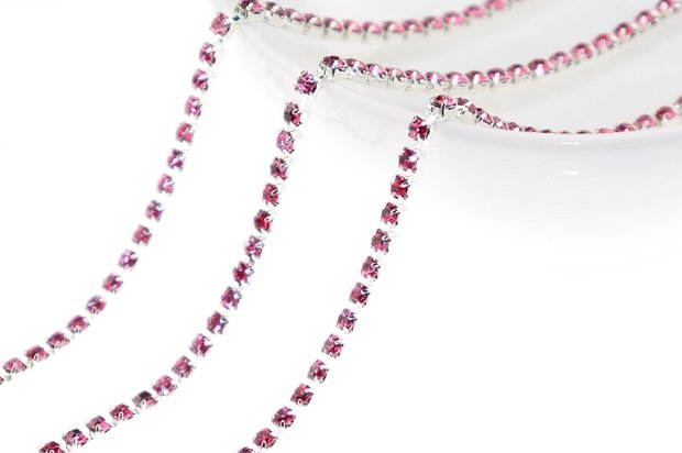 Strassketting 2.8 mm (SS10) Rose - Silver Cup (per meter)
