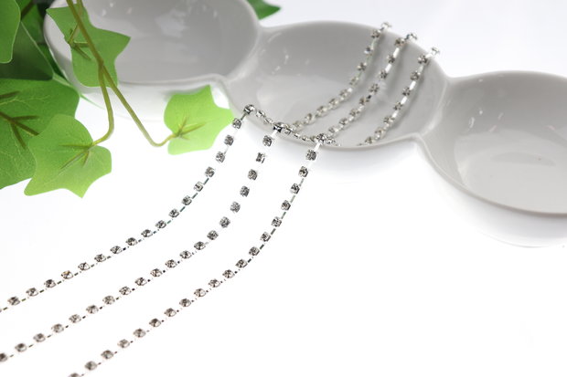 Strassketting 4 mm (SS16) Crystal - Silver Cup (per meter)