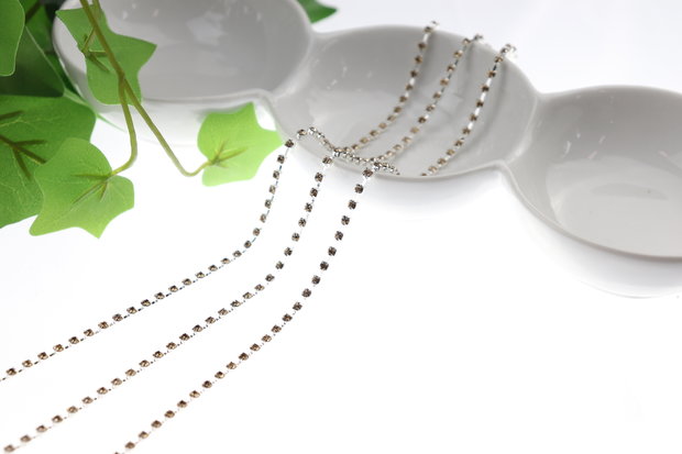 Strassketting 2.8 mm (SS10) Gold - Silver Cup (per meter)