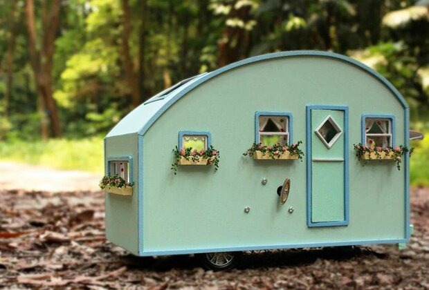 Mini Dollhouse - Caravan - Time Travel achterkant caravan