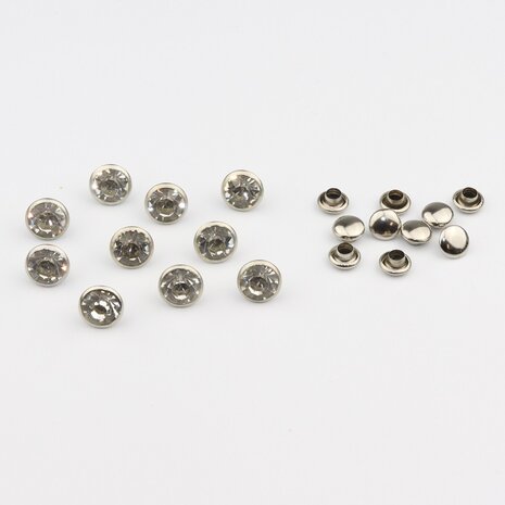 Studs met Strass (glas) - Silver cup 8 mm Crystal SS34 (per 36 stuks)
