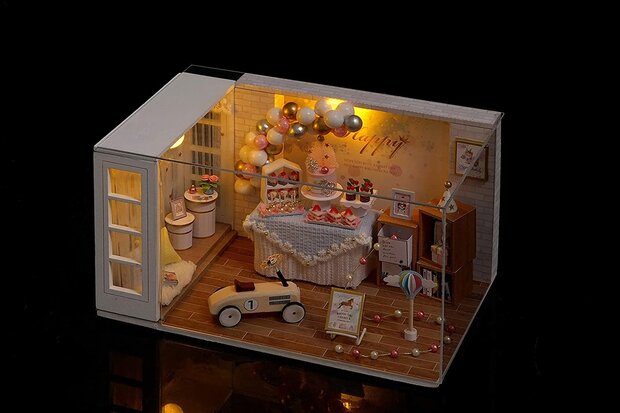 Mini Dollhouse - Roombox - Camp Party (1:24) by night