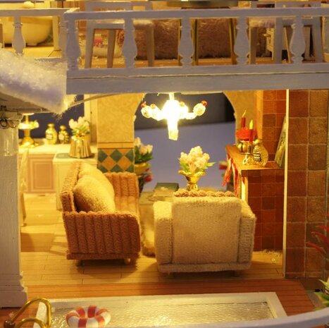 Mini Dollhouse - Villa - Ice and Snow Manor woonkamer met licht