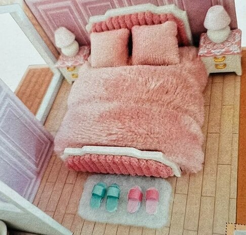 Mini Dollhouse - Villa - Ice and Snow Manor bed