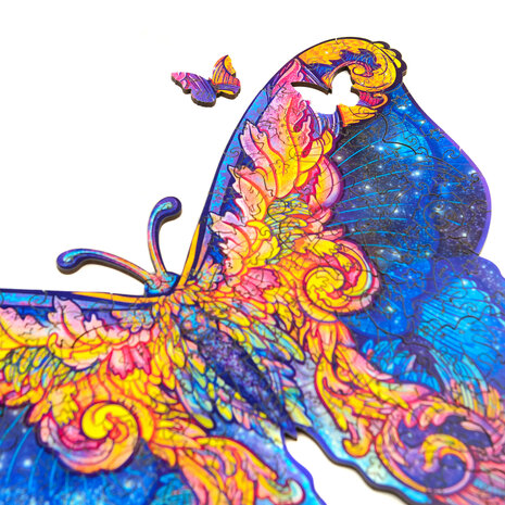 Puzzel Intergalaxy Butterfly / Intergalactische Vlinder Medium een dieren vorm stukje uit de puzzel