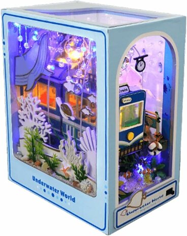 Book Nook - mini 3D wereld - Underwater World voorkant met witte achtergrond