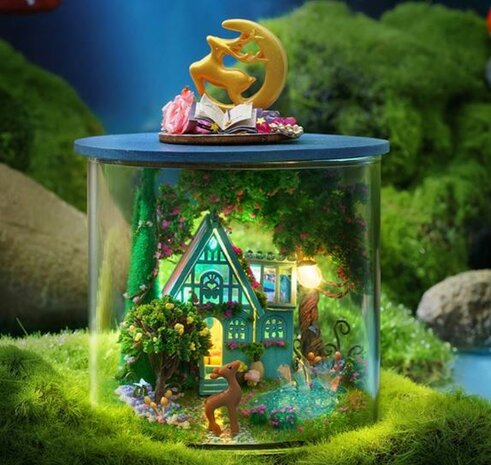 Dream Bottle Series - Fantasy Wonderland - Mini Dollhouse met licht