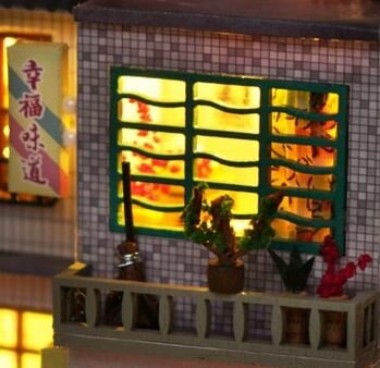 Book Nook - mini 3D wereld - Time Old Alley balkon met plantjes