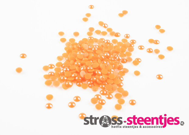 Hotfix Ceramic Parels Kleur Oranje 4 mm (SS16)  (ca. 350 stuks) met logo