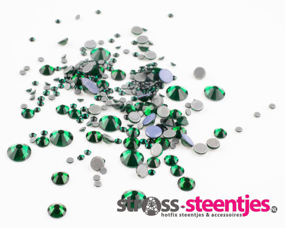 Emerald SS 30 Superior Glamour Hotfix steentjes (per 36 stuks) met logo