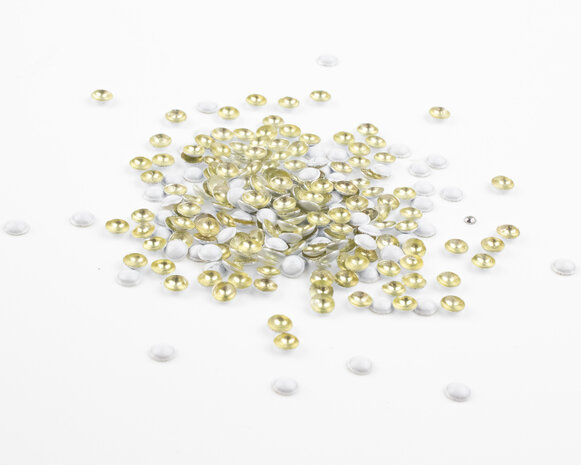 Hotfix Dome Studs SS 6 Kleur Wit (ca. 4200 stuks)
