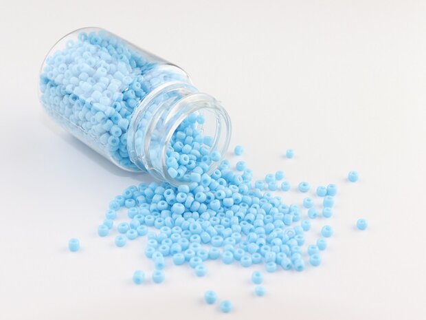Rocailles kralen (2 mm) Glans Licht Blauw (27 gram) per potje ROCP2038