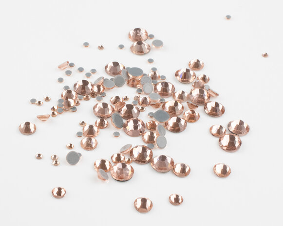 Light Peach (Champagne) SS 40 Superior Glamour Hotfix steentjes (per 36 stuks)