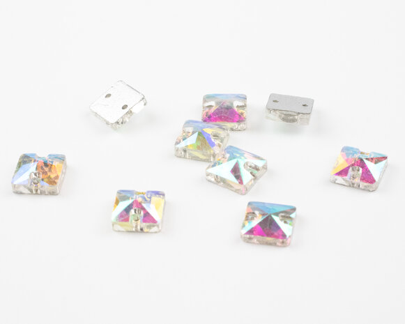 Naaistenen Square Crystal AB (8x8mm) per 9 stuks