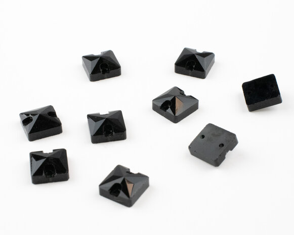 Naaistenen Square Jet (8x8mm) per 9 stuks