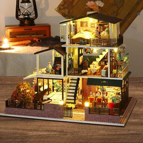 Mini Dollhouse - Villa - Romantic  met verlichting