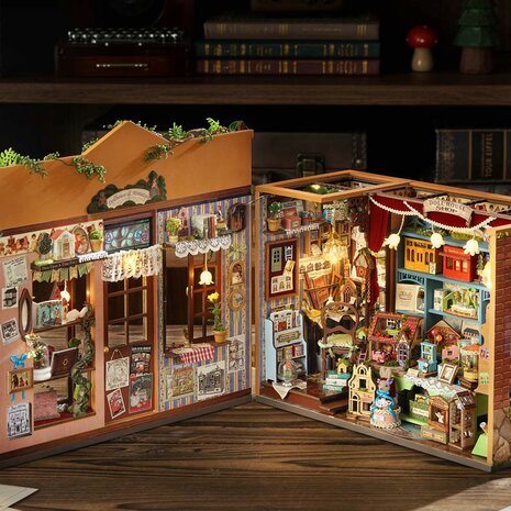 Mini Dollhouse - Shop - Fairy Tale Wonderhouse in het donker