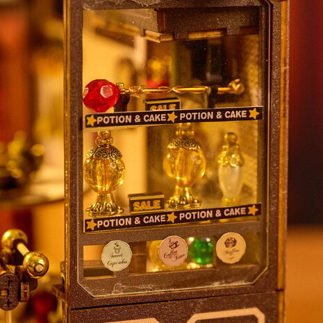 Mini Dollhouse - Shop - Magic Coffee Shop Star Punch
