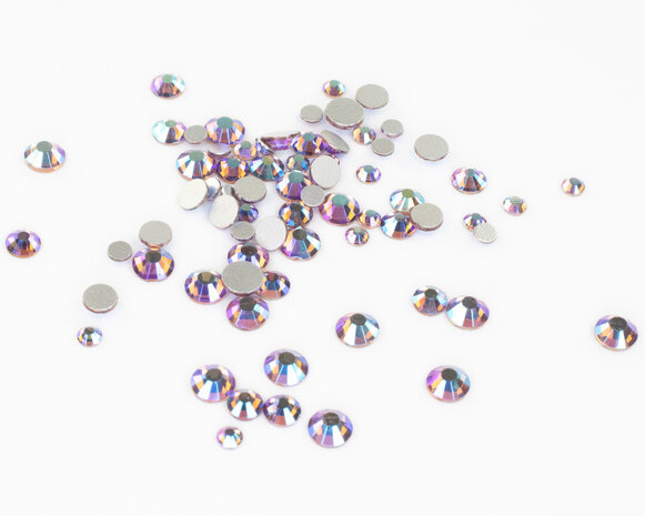 Light Amethyst AB SS 30 Superior Glamour non-hotfix plakstenen (per 36 stuks)