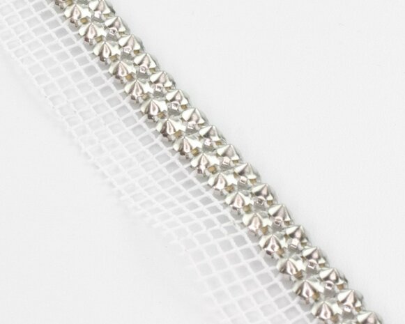 Metal Banding SS20 (5mm) Crystal - Silver Banding 2 rijen met wit gaasband aan 1 kant  - achterkant