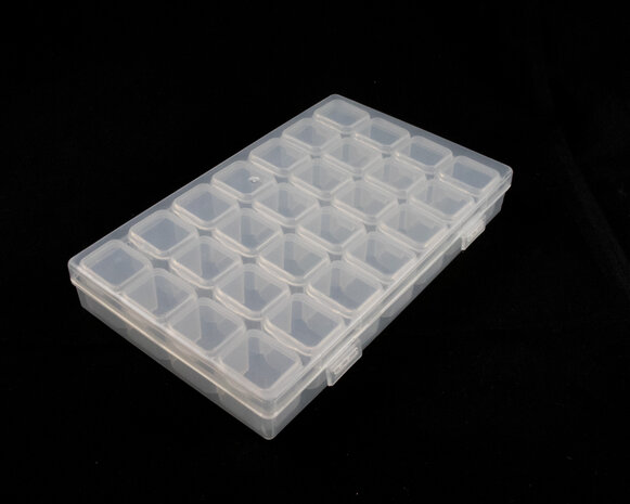 Opbergdoos / sorteerbakje met 28 potjes gesloten deksel