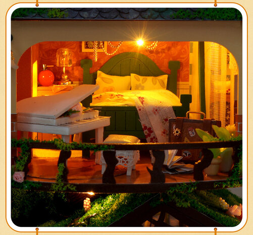 Mini Dollhouse - Beyond the Forest