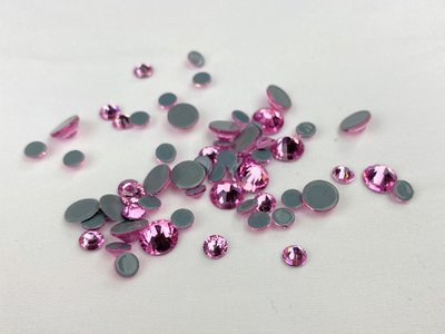 Light Rose SS6 Excellent Austrian Hotfix steentjes (per 720 stuks)