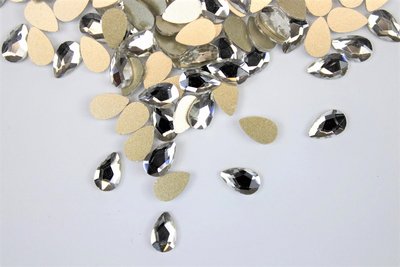 Bolle Druppel 8x5,5 mm Crystal Non hotfix Rhinestones figuren Superior Glamour kwaliteit (6012) (per 36 stuks)