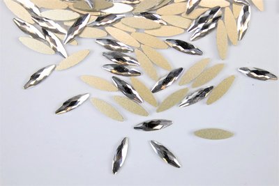 Rijstkorrel 11 mm Crystal Non hotfix Rhinestones figuren Superior Glamour kwaliteit (6021)