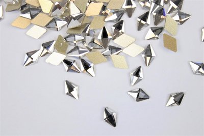 Ruitje 7 mm Crystal Non hotfix Rhinestones figuren Superior Glamour kwaliteit (6088) (per 36 stuks)