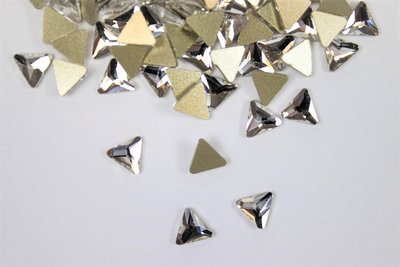 Driehoekje 6 mm Crystal Non hotfix Rhinestones figuren Superior Glamour kwaliteit (6062)