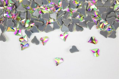 Ongelijk Hartje 6 mm Crystal AB Hotfix Rhinestones Figuren Superior kwaliteit  (1048)