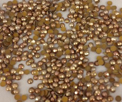 Hotfix Rhinestuds SS 6 Kleur Licht Bruin c.a. 5400 stuks