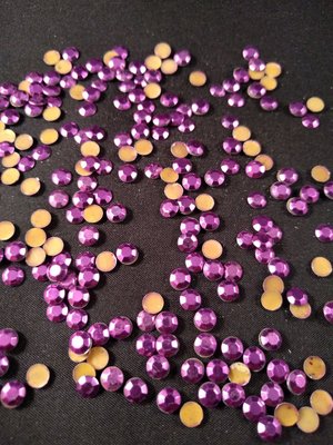 Hotfix Rhinestuds SS 20 Kleur Paars c.a. 670 stuks