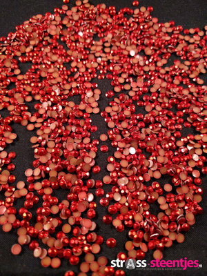 Hotfix Rhinestuds SS 10 Kleur Rood