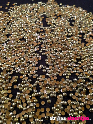 Hotfix Rhinestuds SS 10 Kleur Geel