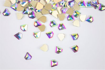 Diamantje 7 mm Crystal AB Non hotfix Rhinestones figuren Superior Glamour kwaliteit (5097) (per 36 stuks)