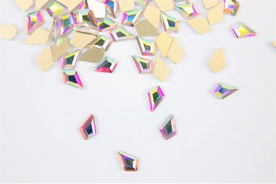 Hoekige Druppel 6 mm Crystal AB Non hotfix Rhinestones figuren Superior Glamour kwaliteit (5099)