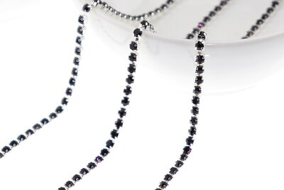 Strassketting 2.8 mm (SS10) Amethyst - Silver Cup (per meter)