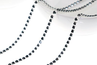 Strassketting 2.8 mm (SS10) Emerald - Silver Cup (per meter) OP=OP