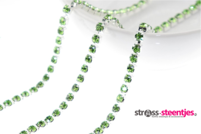 Strassketting 2.8 mm (SS10) Peridot - Silver Cup (per meter)