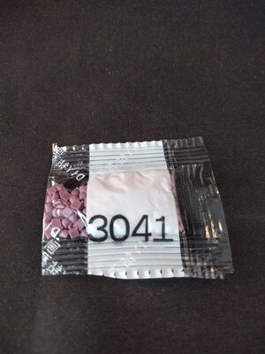 Diamond Painting - Losse vierkante steentjes kleurcode 3041