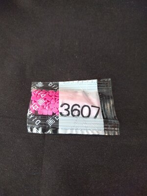 Diamond Painting - Losse vierkante steentjes kleurcode 3607