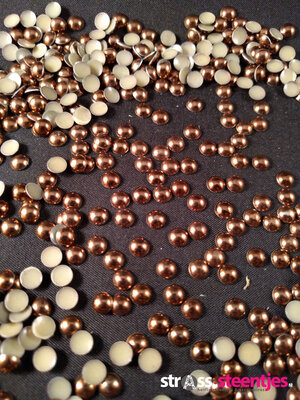 Hotfix Dome Studs SS 20 Kleur Bruin