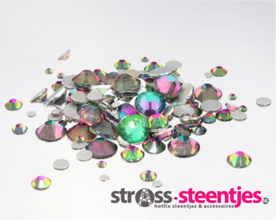 Green Volcanic SS 16 Superior Glamour non-hotfix plakstenen (per 144 stuks)