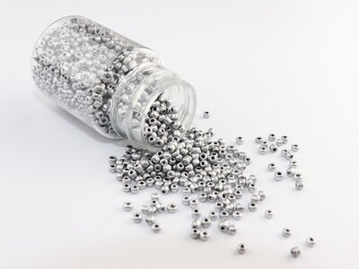 Rocailles kralen (2 mm) Metallic Zilver (27 gram) per potje ROCP2022