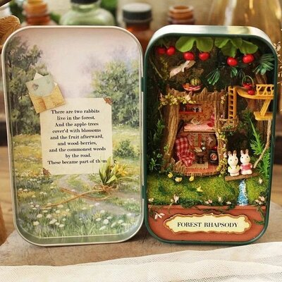 Miniatuur in blik - Forest Rhapsody (14,3x16,4x2,6cm) OP=OP