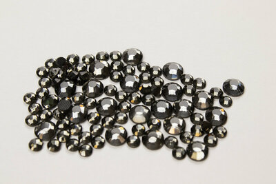 Black Diamond SS 30 Premium DMC kwaliteit Hotfix steentjes (per 36 stuks)